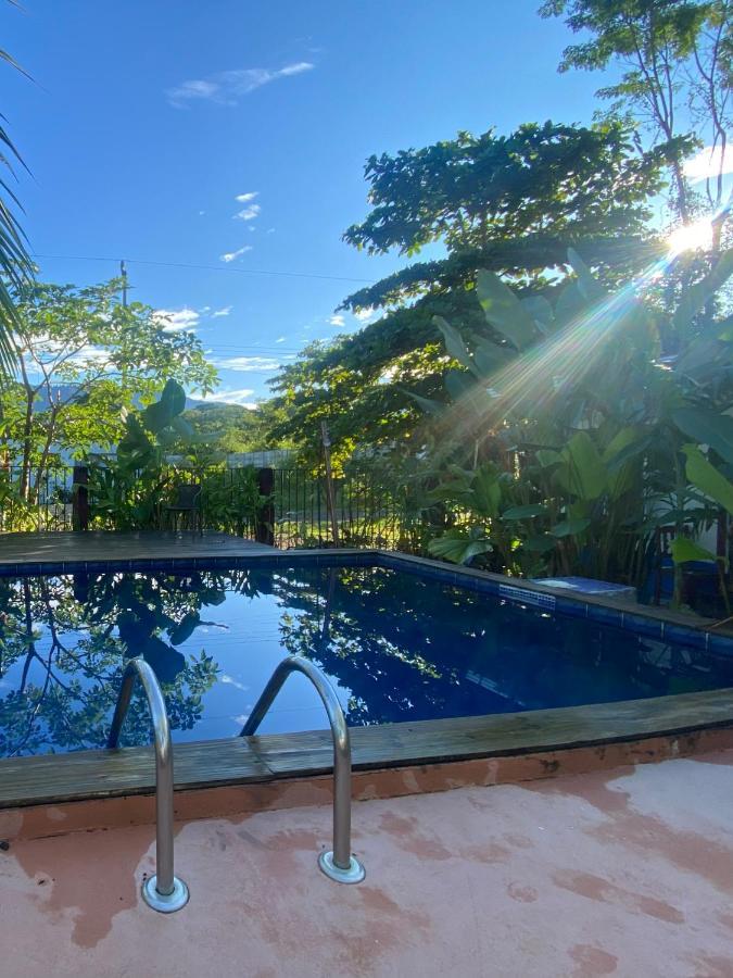 Rooms & Pool Macaws อูวีตา ภายนอก รูปภาพ